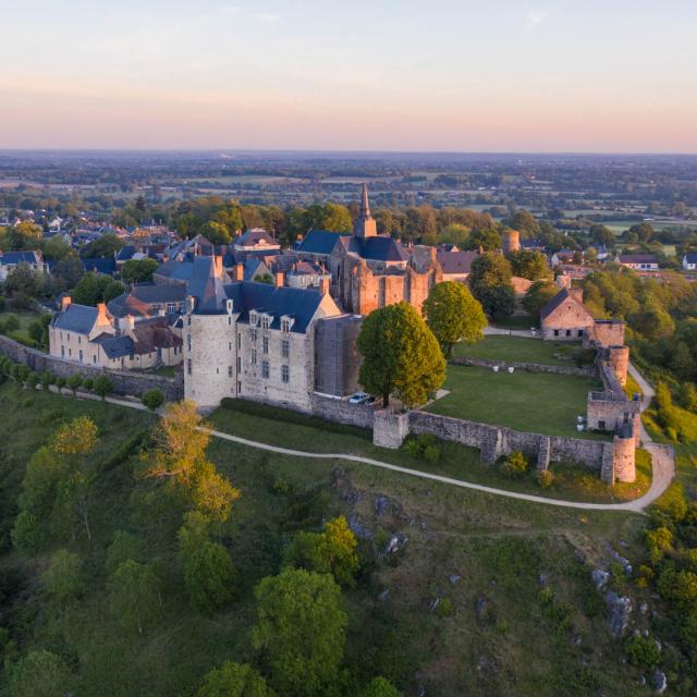 Vue aérienne de Sainte-Suzanne