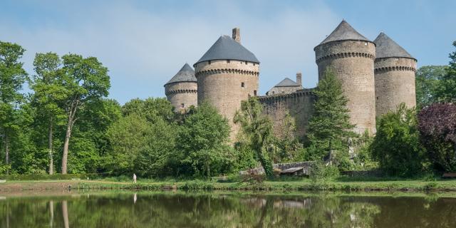 Château de Lassay - Lassay-les-Châteaux