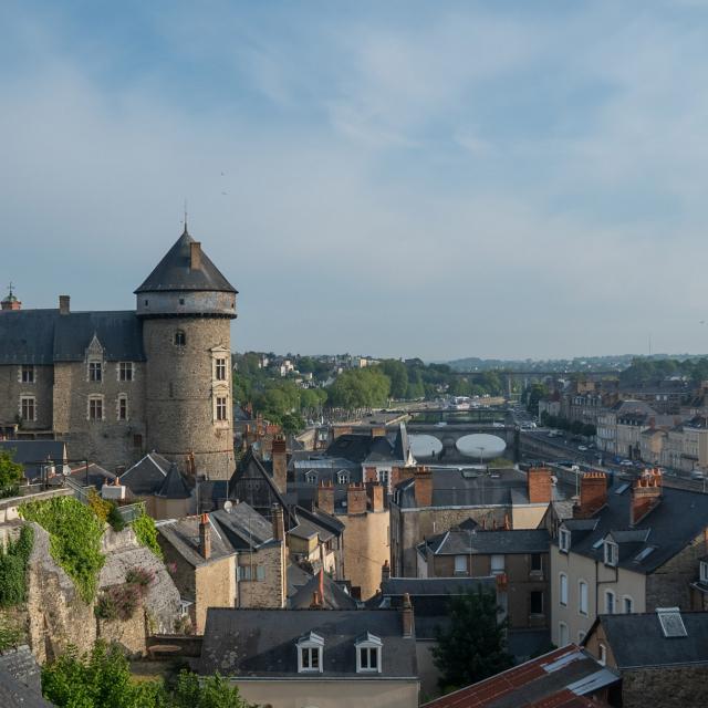 Tour du Vieux Château de Laval