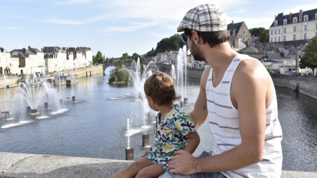 Vue sur la rivière - ville de Laval