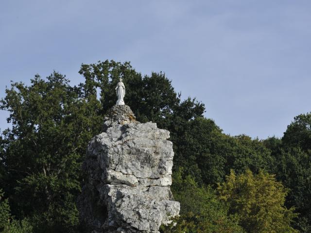 Rocher de la Vierge à Chailland