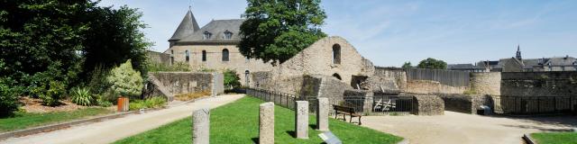 Extérieur du château de Mayenne