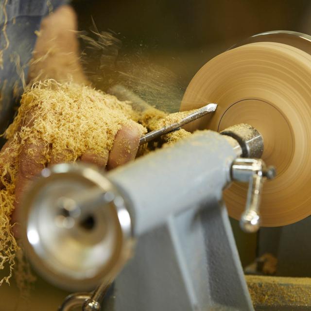 Atelier de l'Abbaye - Stage tournage sur bois - Copeaux