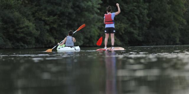 Paddle - canoe sur la rivière la Mayenne