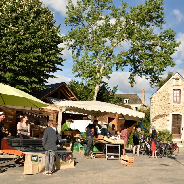 Marche De Menil