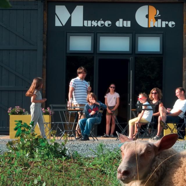 Musee Du Cidre Lassay les Chateaux