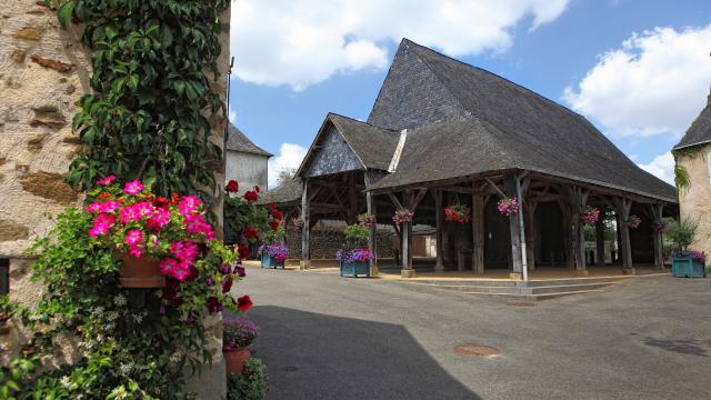 Les Halles - Saint Denis D Anjou