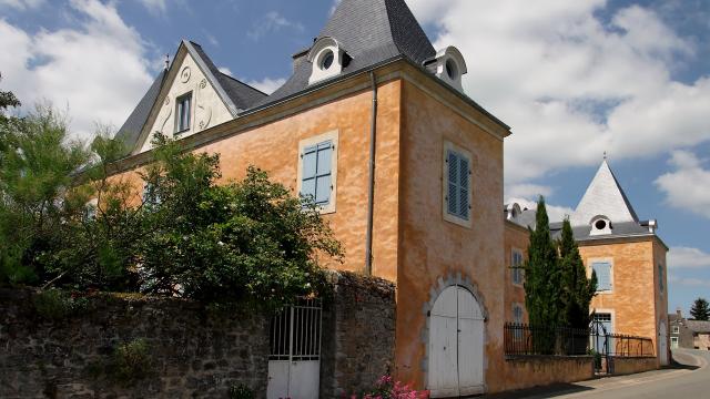 Manoir - Saint Pierre Sur Erve