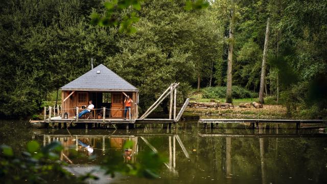 Cabane sur l'eau - Le Bois à Forcé