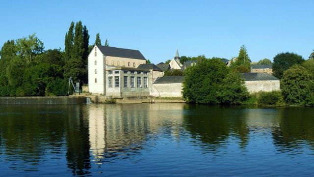 Abbaye Port Du Salut à Entrammes