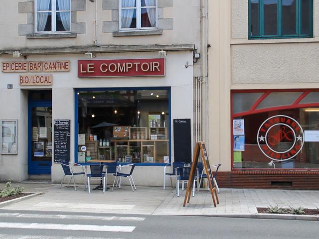 Le Comptoir Pre En Pail