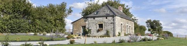 Gîte La Petite Vallée à Saint Calais Du Désert