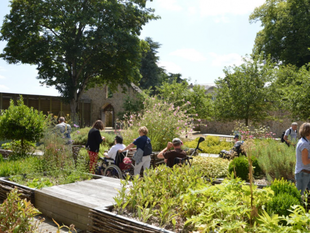 Jardin Château Mayenne Accessibilité