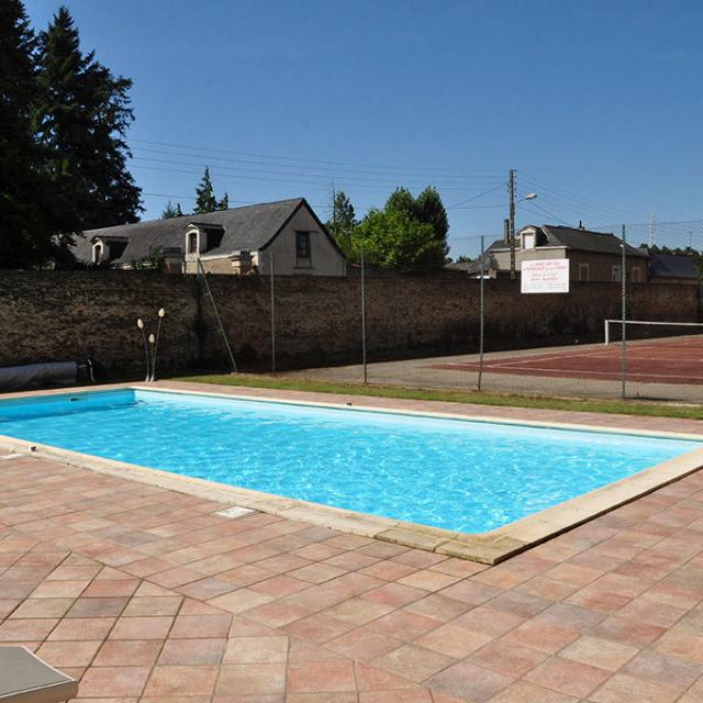 Parc Hôtel Piscine Et Tennis