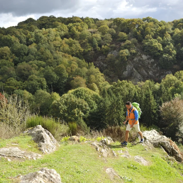 Randonnee Pedestre Sainte Suzanne Chammes Cp Pascal Beltrami Mayenne Tourisme