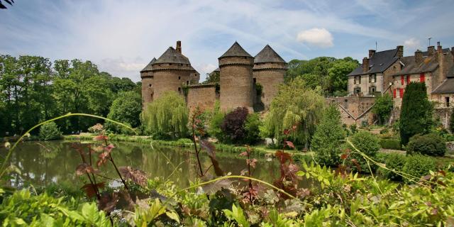 Lassay Les Chateaux Parc Naturel Regional Normandie Maine Lassay Les Chateaux Cp Dominique Vernier Cd 53 1920px (8)