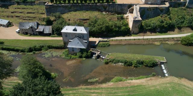 moulin-de-thevalles-chemere-le-roi-cp-pascal-beltrami---mayenne-tourisme-1920px-2.jpg