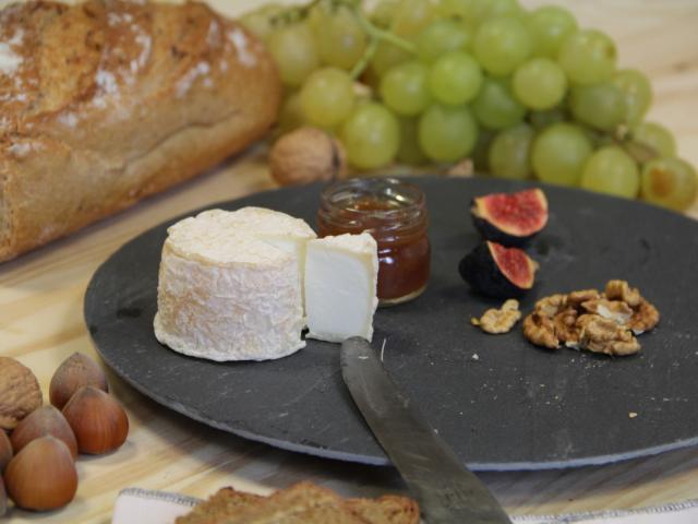 Plateau De Fromages Cp Mayenne Tourisme 1920px