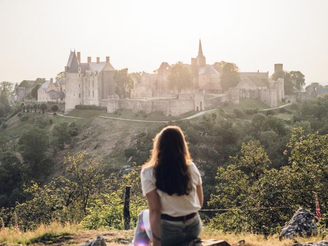 Tertre Ganne Sainte Suzanne Chammes Cp Mathieu Lassalle French Wanderers Mayenne Tourisme 1920px