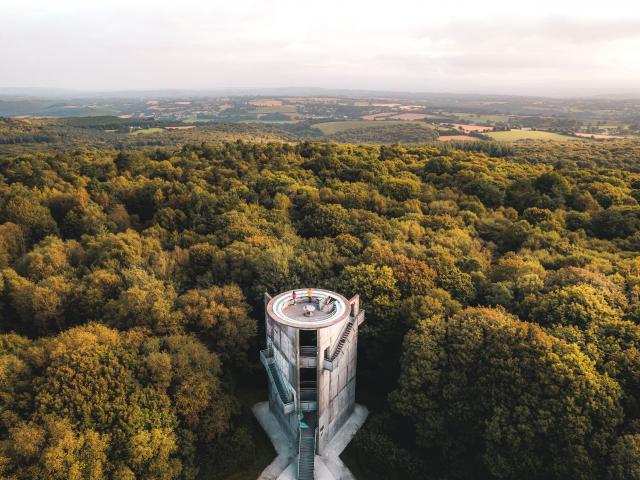 Belvédère Du Mont Des Avaloirs à Pré En Pail ©lezbroz Teddy Verneuil