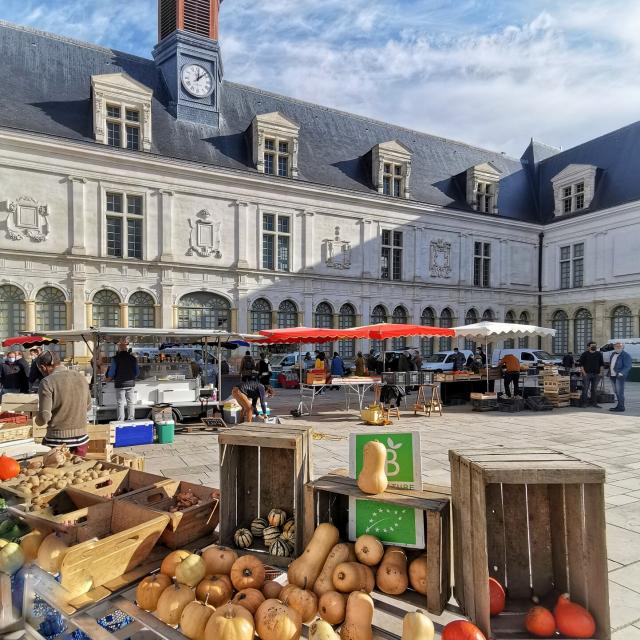 Marche Place De La Tremoille Laval (ville) Cp D.photo.53 1920px