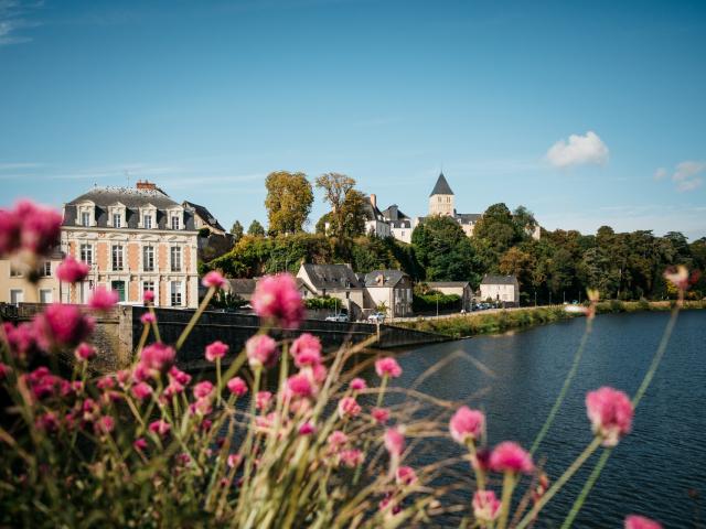 Chateau Gontier Chateau Gontier Cp Leblogcashpistache Mayenne Tourisme 1920px