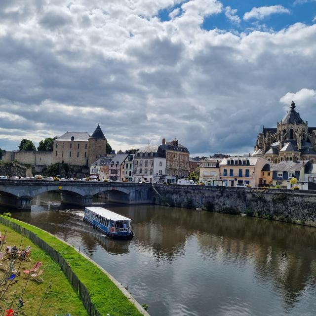 Bateau promenade La Meduana à Mayenne