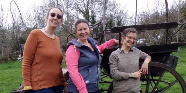 Photo de Clotilde, Flavie et marie à l'étinbulle