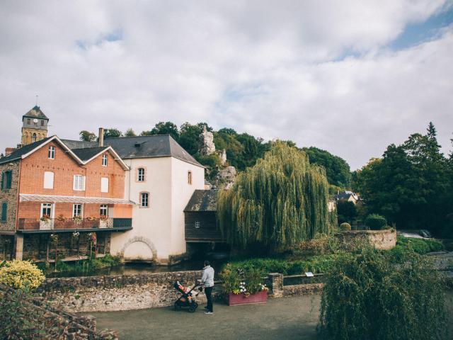 Village_de_Chailland-Chailland-CP-Loeildeos_-_Mayenne_Tourisme-1920px.jpg