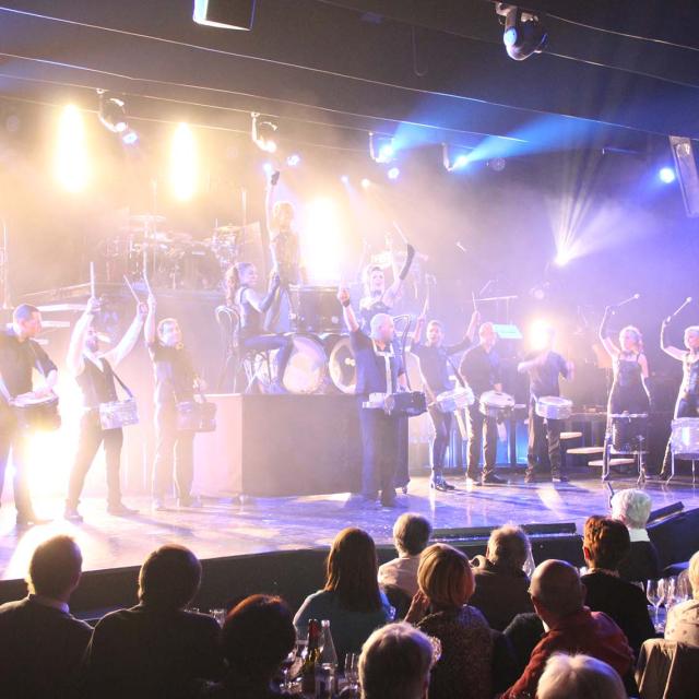 musiciens du Cabaret le Live sur scène