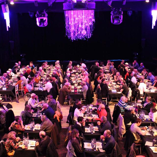 Vue d'ensemble du public au Cabaret le Live